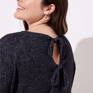 NWT LOFT 20/22 shirt with tie back